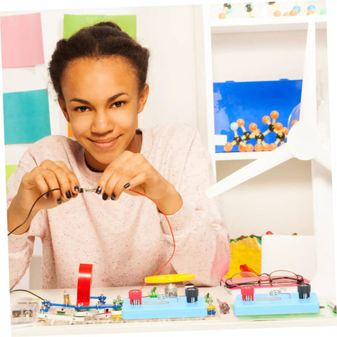 Student using 8 Piece Lamp Socket Science Experiment Kit for DIY Light Bulb Holders and Electromagnet Projects Basic Electricity Hands On Learning Tool for Students and Home Makers Great For Classrooms and Home Science Labs in a classroom setting.