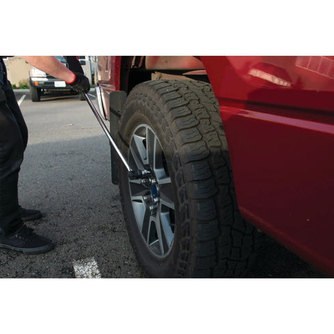 Heavy Duty 30 Inch Breaker Bar With 180 Degree Swivel Head For 1/2 Inch Drive used on car wheel lug nuts