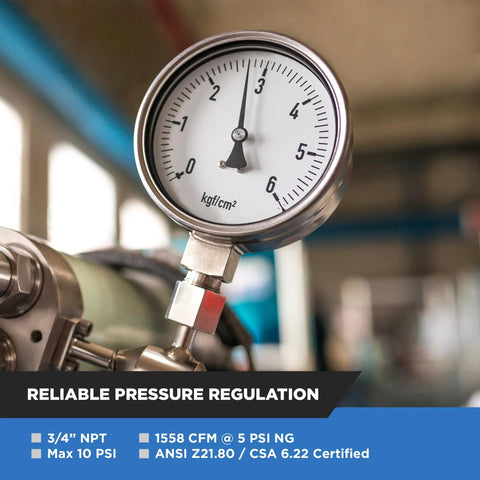Front view of a natural gas regulator, 3/4 in NPT, chrome body with round kgf/cm2 pressure gauge