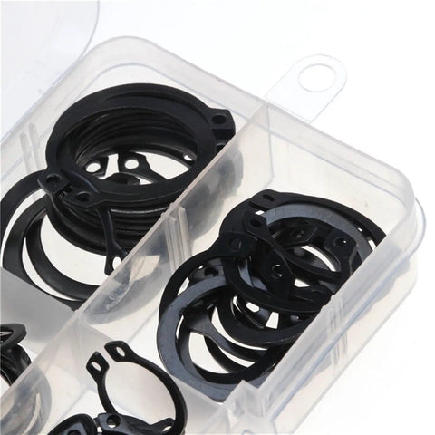 Close-up of Beefy 160 Piece C Clip Washers Kit in box, carbon steel black retaining clips for M6 to M25 shafts automotive gearheads