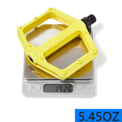 Flat Pedals For Mountain Road And Gravel Bikes Lightweight 154.5 Grams Each Wide Foot Surface Nine Sixteenth Inch Thread Durable Plastic