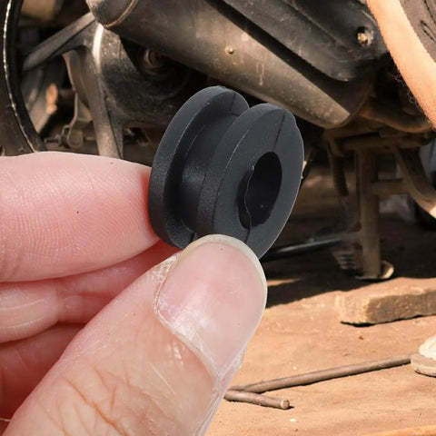10 Pack Motorcycle Rubber Grommet Kit For Side Covers And Engine Holes, Durable Rubber Grommets, Easy Install, Rugged Bike Accessories, Fits Most Motorcycles, Weatherproof Grommet Caps, Keeps Wiring Neat And Protected, black rubber grommet held by hand