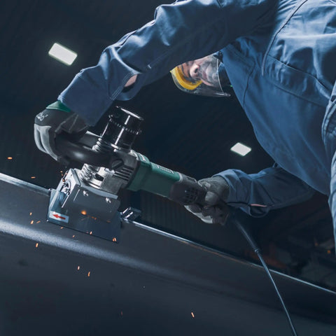 Worker using Five Eighths Inch Beveling Tool With Variable Speed And One Touch Depth Control Vario Tacho Constamatic on metal edge