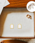Fan Shaped Golden No Frills Price Tags With String 500 Pack Blank Writable Surface For Clothes Gifts Jewelry Crafts And Vendor Booth Displays Perfect For Marking Items At Sales. white and gold price tags in a wooden box