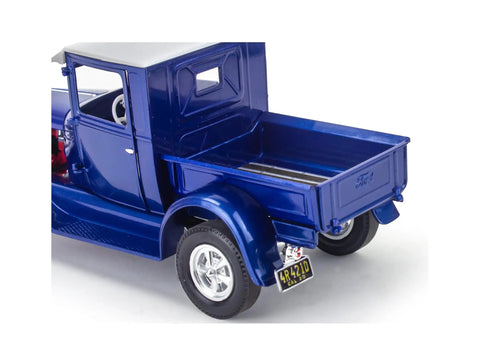 Rear view of 1929 Ford Model A Hot Rod Pickup With California Street Chopper 1:25 Scale Kit, showing truck bed details.