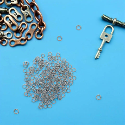 Stainless Steel Spring Washer Kit 200 Pcs For Screws And Bolts Pro Grade Lightweight Flat Lock Washers on blue background