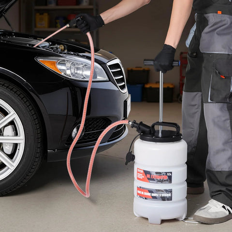 VEVOR fluid extractor with 9.5 L capacity, white plastic tank, manual pump and pink hoses for car oil changes.