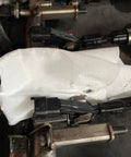 Heavy Duty Cleanroom Wipes Nonwoven Fabric Roll 500 Count Disposable Dust Free Cleaning Cloths on engine components