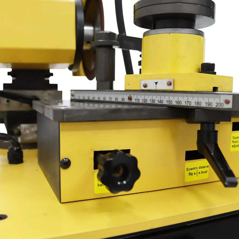 Pro Grade Electric Saw Blade Sharpener For Welding And Hacksaw Teeth With Built In LED Lamp and Premium Diamond Grinding Wheel, detailed view.