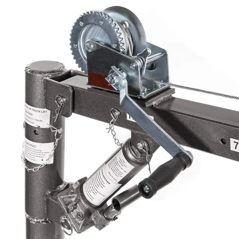 Manual cable winch detail of 1/2 Ton Telescopic Boom Crane for Pickup Truck and Trailer Bed with 1100 Lbs Load Capacity.