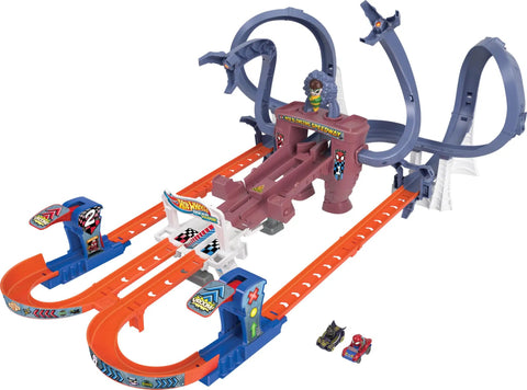 Hot Wheels RacerVerse Spider-Man Web-Slinging Speedway Track Set with Spider-Man and Black Panther on curved tracks.