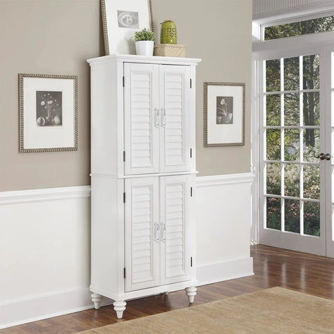 White cabinet with Crystal Cabinet Pulls Four Pack 4.5 Inch Overall Length With 3.75 Inch Hole Spacing Diameter 0.7 Inch
