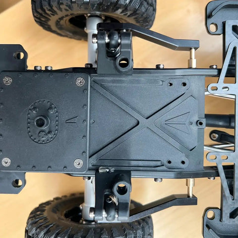 Metal Rear Sway Bar Anti Roll Set For One Tenth Axial Wraith RR10 And Yeti Rock Crawler RC Cars With Steel Torsion Bar Visible