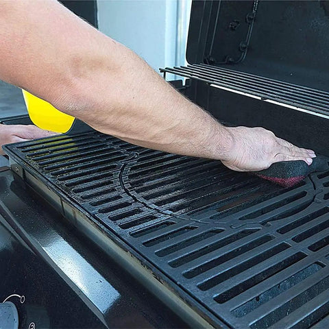 Person cleaning grill with Fast 505 Cleaner And Degreaser 128 Ounces Heavy Duty Industrial Strength Degreaser For Grease Oil And Grime