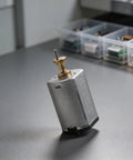 Heavy Duty 7500 Rpm Electric Motor For M5 And P800 Hair Trimmers 5V High Speed showing compact metal design.