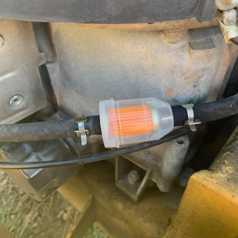 Two Pack Inline Fuel Filter 1/4x5/16 Inch With Clamps, Universal Fit For John Deere Kawasaki Kohler Briggs And Other Lawn Gear, Clear Housing Installed on Engine