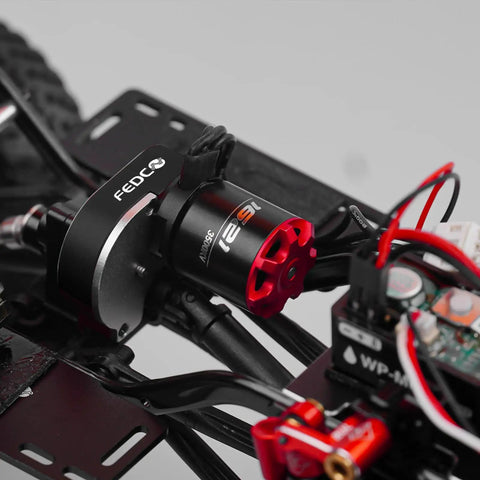 SCX24 Brushless Beast Power Upgrade QUICRUN Outer-1621SL 3500KV Motor installed on RC crawler chassis