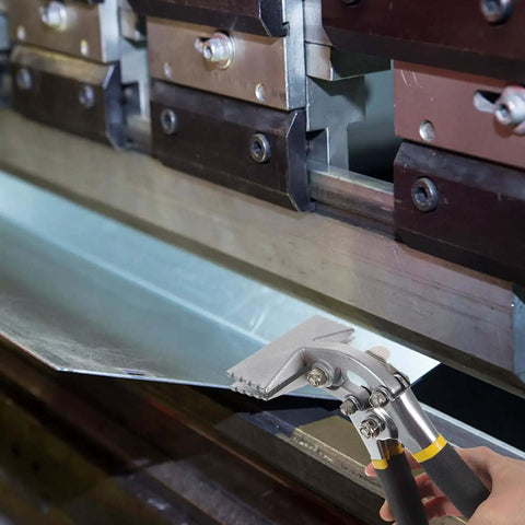 3 Inch Manual Sheet Metal Bender And Straight Jaw Hand Seamer For Metal Folding And Flattening With 75 Millimeter Head Width in use