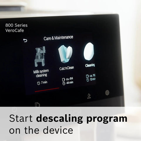 Display of VeroCafe espresso machine showing descaling program screen, indicating start of descaling for Bosch 800 Series.