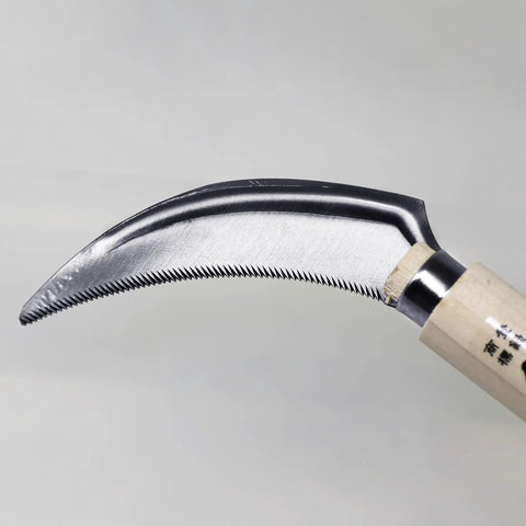 Long Handle Harvest Sickle For Weeding And Harvesting 32 Inch Stand Up Weeding Tool With Serrated Japanese Stainless Steel Blade Rust Resistant Back Saving Design For Thick And Tough Plants blade close-up
