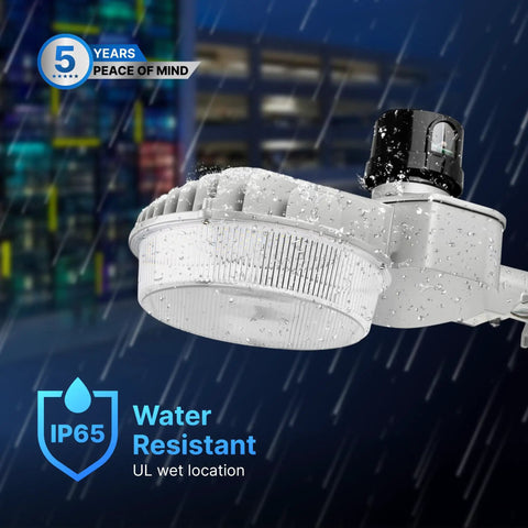 45W Dusk to Dawn Outdoor Light With Adjustable Wattage 18 27 36 45W And 3000K 4000K 5000K LED Color Temps Seriously Bright 5800 Lumens Security Flood Light For Yard Barn Street UL Listed with rain falling on water resistant design