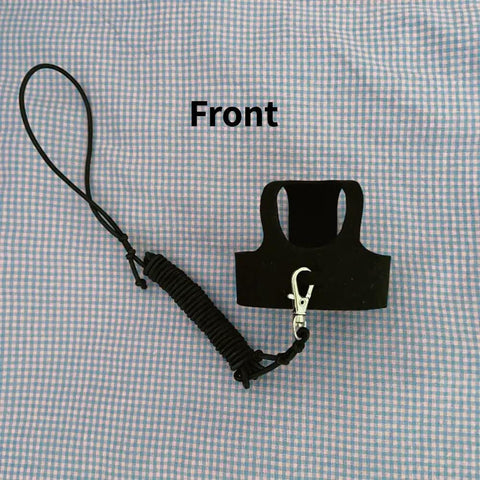 Front view of soft fleece parrot flight harness vest with 2 meter leash, ideal for parakeets, cockatiels, conures, and budgies.