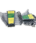 Ratcheting Spanner Set 8-19mm 10-Piece Box Wrench Kit for car repair; includes chrome vanadium wrenches in storage rack.