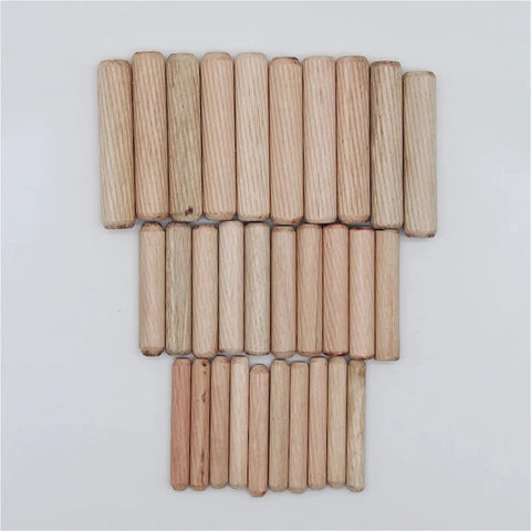 900Pcs Woodworking Doweling Jig Kit showing round fluted wooden dowel pins arranged on a white background