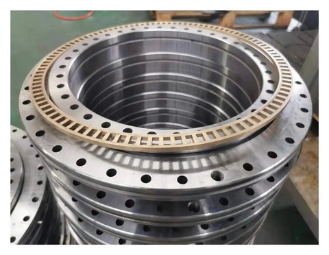 Ultra High Precision YRT325 Turntable Rotary Table With Slewing Bearing And Nylon Retainer showing steel body and retainer details.