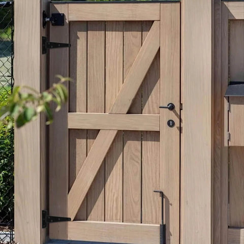 Wooden gate with 4 Pack 6 Inch T Strap Hinges Heavy Duty Outdoor Black Tee Hinge For Wooden Fences Barn Doors Gates Shed Doors