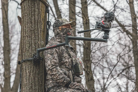 Hunter using Stiff Arm Tree Camera Arm Mount, Lightweight Aluminum With 360 Tool-Less Leveling, Stable Filming Bracket For Hunts