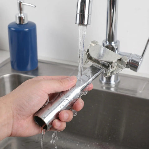 Washing Metal Mop Head Holder Clamp With Screws For Quick Replacement Steel Jaw Mop Clamp in a sink, silver finish