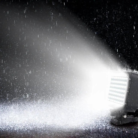 Underwater Video Light With 84 LED Power, Dimmable Waterproof Dive Light for GoPro with bright beam under water spray