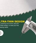 Close-up of HSS Saw Blade 2 Inch Mini Circular Blade With 0.5mm Kerf And 100 Teeth, showing digital caliper measuring 0.5mm thickness.