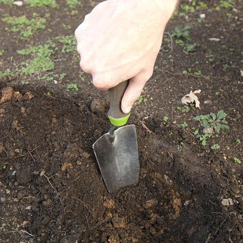 Using Stainless Steel Hand Trowel With Ergo Gel Grip 13 Inch Cushioned Comfort Handle for Gardening in soil