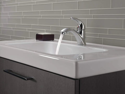 Classic Single Hole Chrome Bathroom Faucet With One Handle, Fits 1 Hole Or 3 Hole Sinks, running water in modern bathroom