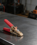 Heavy Duty 260A Brass Welding Ground Clamp With Wide 40mm Jaw For Stable Conduction And Secure Grip On Argon Or Gas Shielded Welding Tasks on metal table.