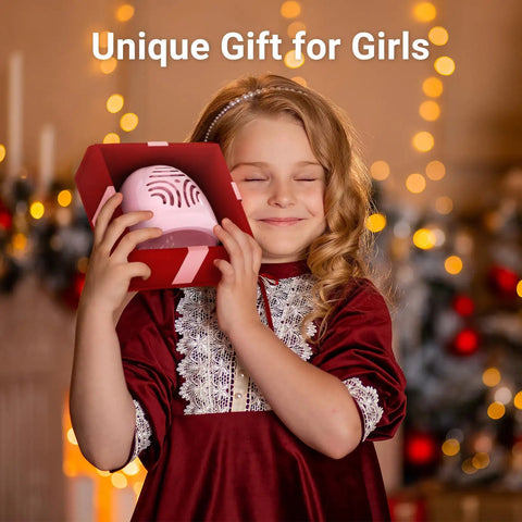 Girl holding Portable Kids Nail Dryer Mini Nail Fan Quick Dryer For Water Based Nail Polish Safe For Hands And Skin Cordless