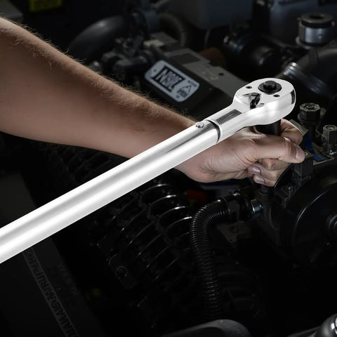 Using Three Quarter Inch Drive Torque Wrench With 100 To 600 Ft Lb Range And 136 To 814 Nm Calibration Certificate Included, 48 Inch Length