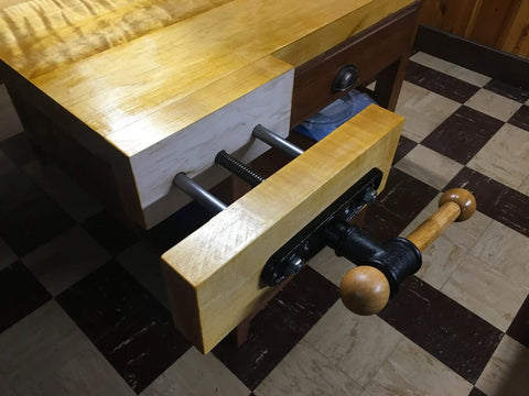Quick Release Front Vise for Woodworking, 9 inch bench vise on workbench, dual guide rods, easy open close with one quarter turn