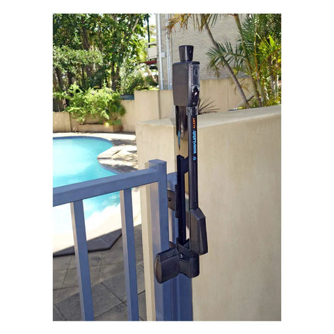 Straight Up Tough Top Pull Pool Safety Gate Latch With Audible Alarm Feature Keeps Kiddos Secure While Giving Homeowners Zero Hassle Installation And Weatherproof Year Round Guarding Black mounted on a pool gate.