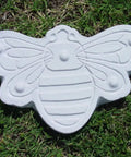 Bee Shaped Plastic Craft Mold For Concrete And Cement DIY Stepping Stone Mold Easy To Use For Creating Decorative Garden Stones