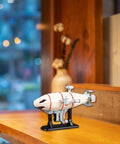 Airship Diecast Model With Stand For Home Office And Cafe Decor Iron Dope Vintage Ship Statue White Display Figure
