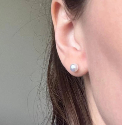 Hypoallergenic Pearl Stud Earrings Set For Women, 12 Pairs With 4 Size Options, Stainless Steel Lightweight Imitation Pearl Studs, Comfortable Daily Wear For Sensitive Skin, Simple Elegant Round Pearl Jewelry For Everyday Chic, 5mm stud