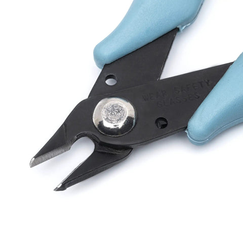 General Purpose Shearcutter For Soft Wire Up To 20 AWG 0.8mm With 20 Degree Blade Angle Low Profile Flush Cut Tool, close up view
