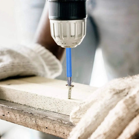 Using PH2 Magnetic Drill Bit Set With Anti Slip Screw Extractor And Magnetic Screwdriver Bits for wood screw fastening