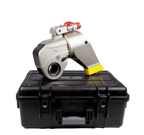 Heavy Duty Hydraulic Torque Wrench Built Badass With Rock Solid Anti Corrosion Alloy Square Drive Design For No Sweat Professional Grade High Torque Operations In Industrial Settings on black storage case.