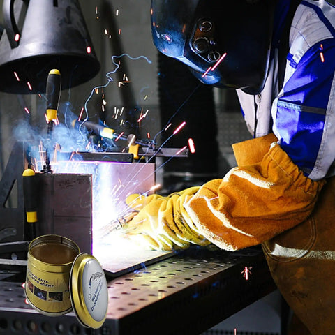 Welder using Anti-Spatter Welding Gel for MIG Nozzles, Keeps Nozzle Clean and Spatter-Free, Easy Apply Barrier, Pro-Grade Welding Accessory