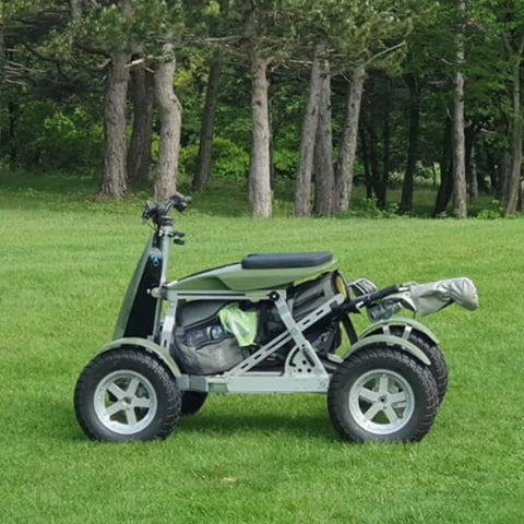 Smooth Operator Electric Single Rider Golf Cart With Foldable Four Wheel Chassis Easy Speed Tweaks And Solid Golf Bag Mount For No Sweat Fairway Gliding on grass.