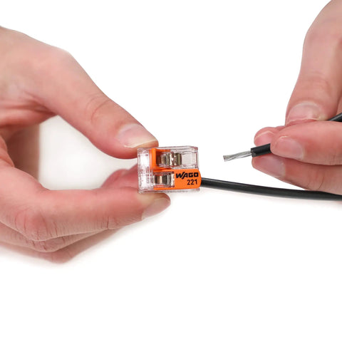 Hands operating Lever Nuts Splicing Connector For Solid And Stranded Wire, 2 Conductors With Levers, 20 To 10 AWG, Clear Housing
